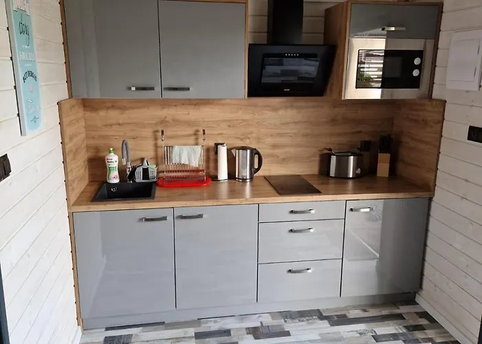 Apartment Paradise 700m Od Morza !!! *